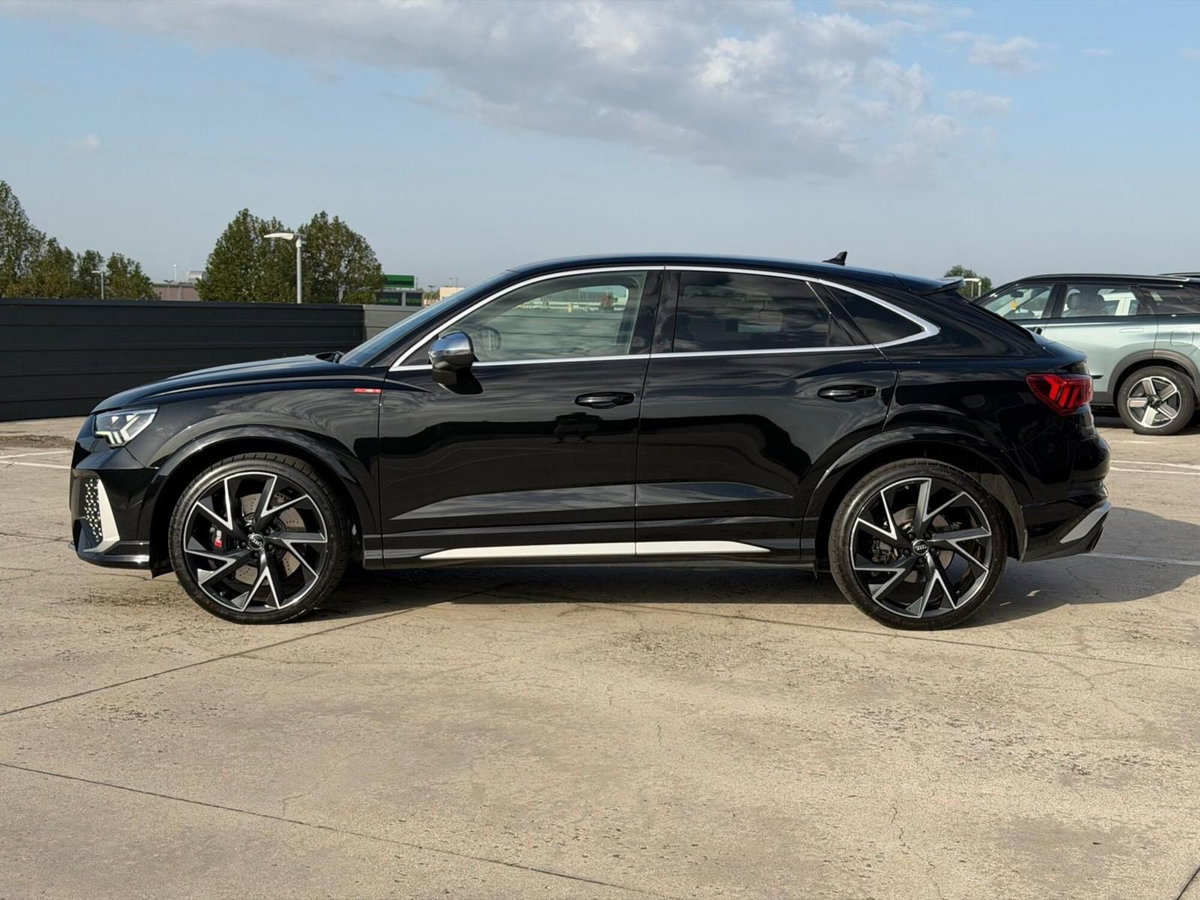 Audi RS Q3 Sportback 2.5 quattro s-tronic (5)
