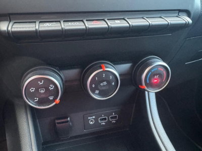 Renault Captur TCe 100 CV GPL FAP Zen (15)