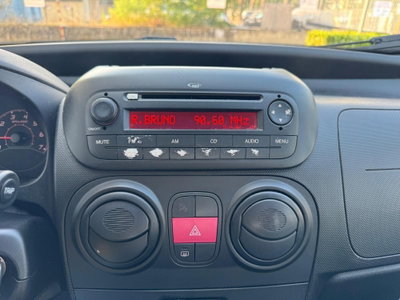 Fiat Qubo 1.4 8V 77 CV Easy (14)