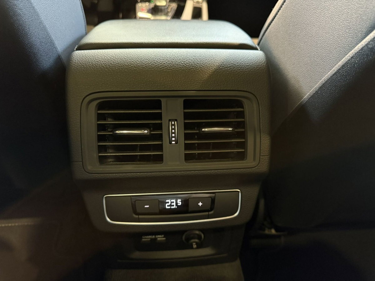 Audi Q5 50 TFSI e quattro S tronic S line plus (15)