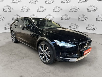 Volvo V90 Cross Country B5 (d) AWD automatico Ultimate (3)