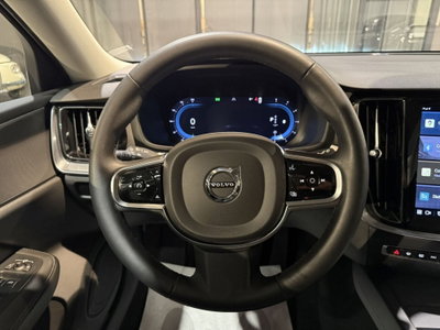 Volvo V60 Cross Country 2.0 b4 Plus awd auto (13)