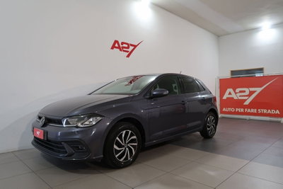Volkswagen Polo 1.0 Life 80cv (12)