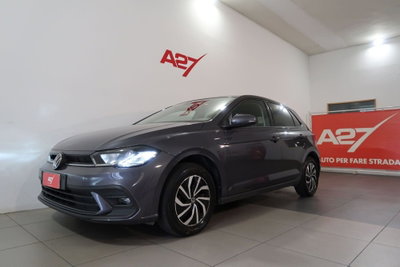 Volkswagen Polo 1.0 Life 80cv (19)