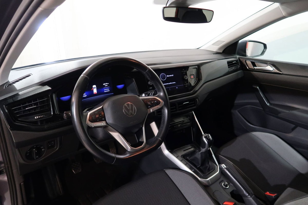 Volkswagen Polo 1.0 Life 80cv (2)