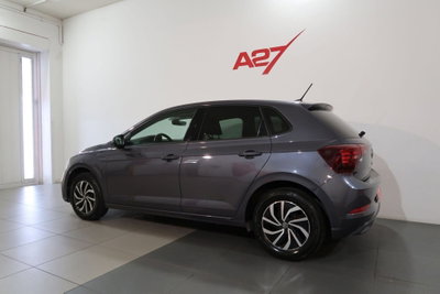 Volkswagen Polo 1.0 Life 80cv (20)