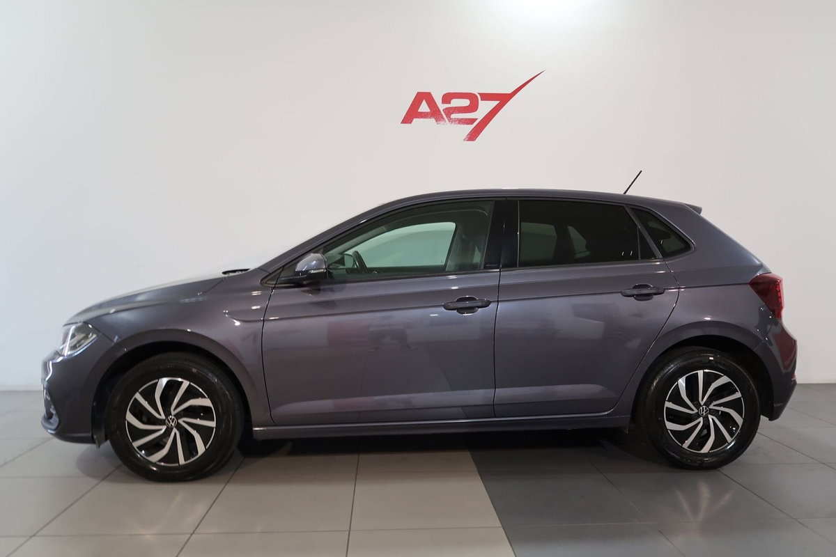 Volkswagen Polo 1.0 Life 80cv (3)