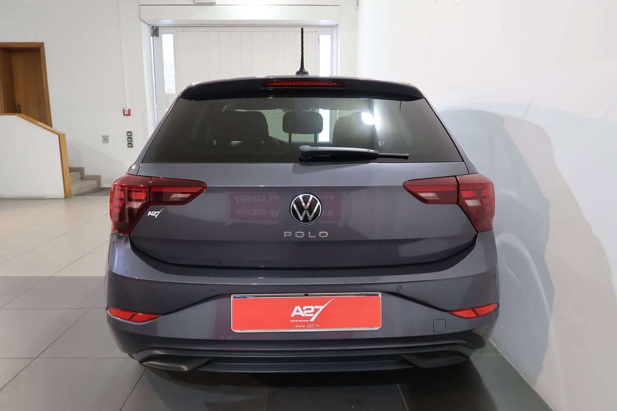 Volkswagen Polo 1.0 Life 80cv (8)