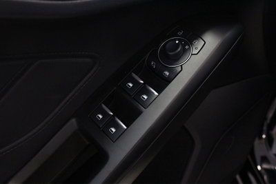 Ford Focus 1.0t ecoboost h ST-Line X 155cv powershift (9)
