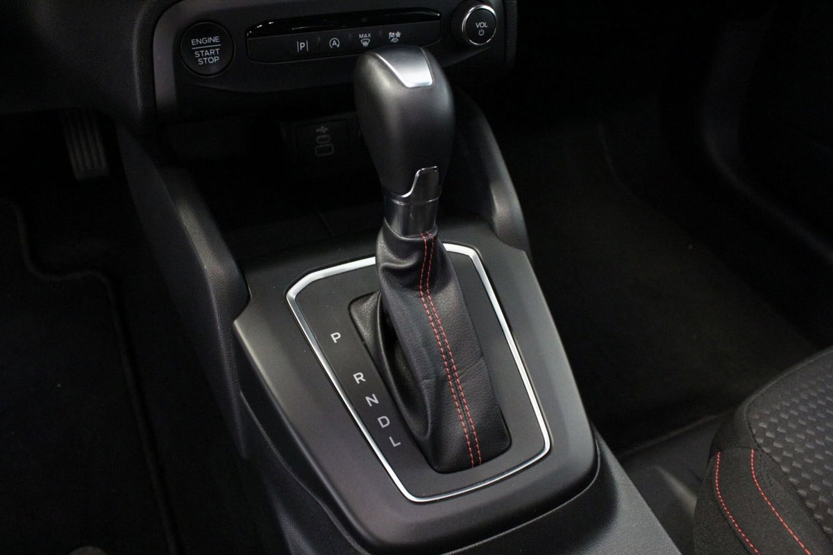 Ford Focus 1.0t ecoboost h ST-Line X 155cv powershift (15)