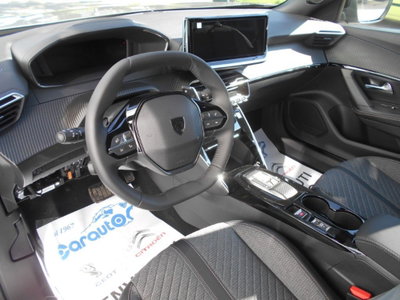 Peugeot 2008 54 kWh Allure (4)