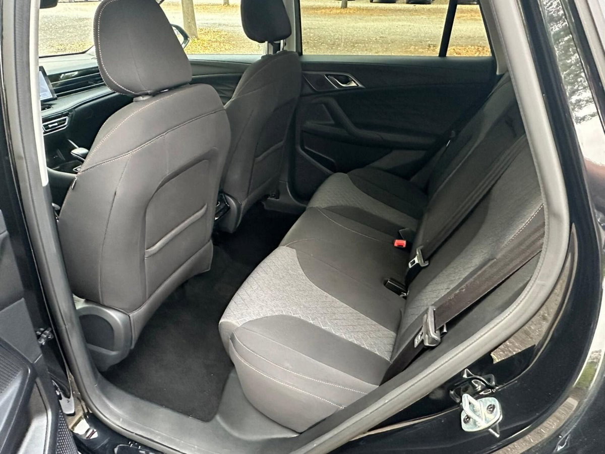 Mg HS 1.5 Comfort auto (11)