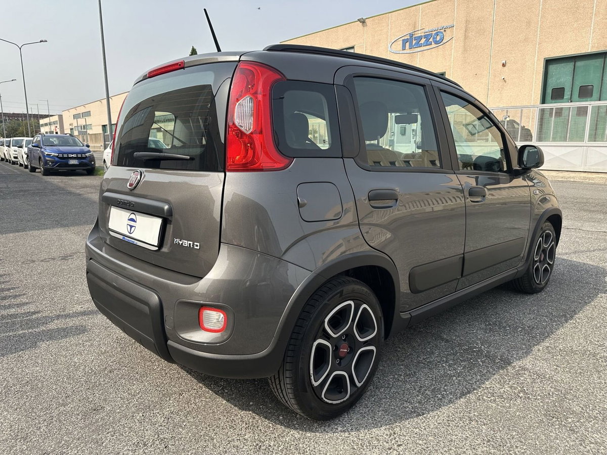 Fiat Panda 1.0 FireFly S&S Hybrid City Cross (6)