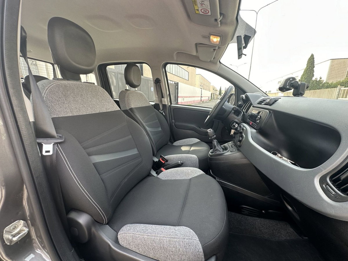 Fiat Panda 1.0 FireFly S&S Hybrid City Cross (7)