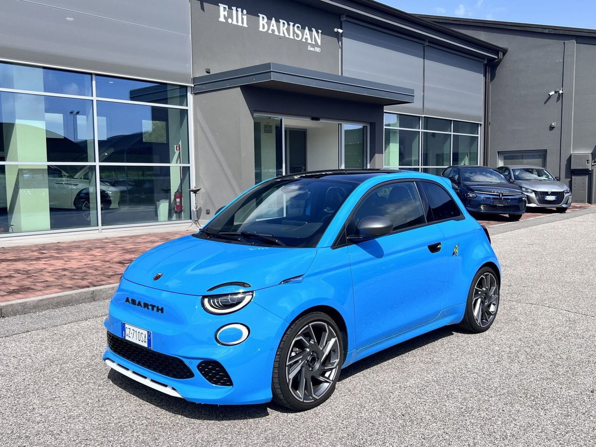 Abarth 500e 42 kWh Turismo
