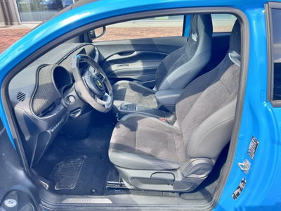 Abarth 500e 42 kWh Turismo (5)