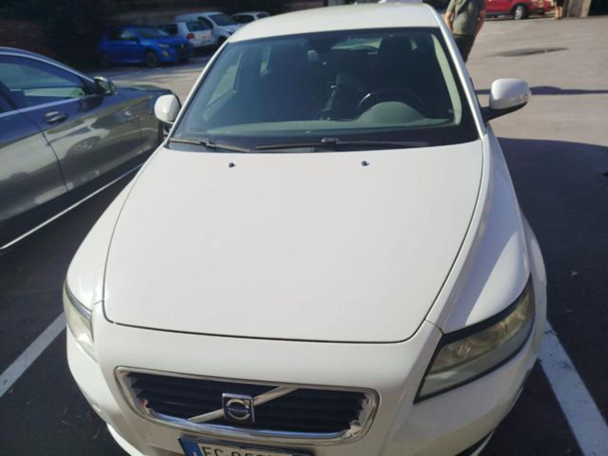 Volvo V50 D2 POLAR (2)