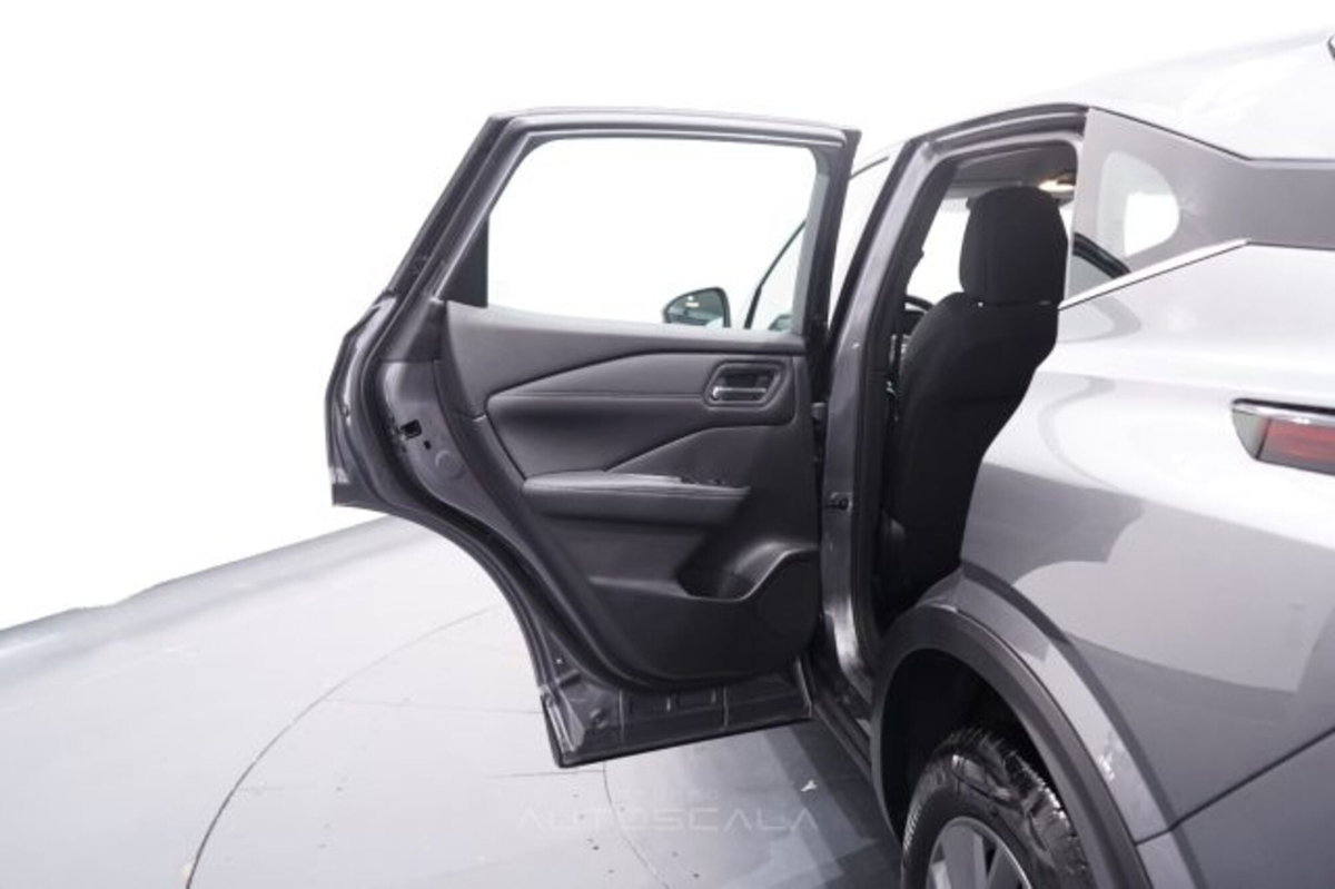 Nissan Qashqai 1.3 mhev Business 2wd 158cv xtronic (19)
