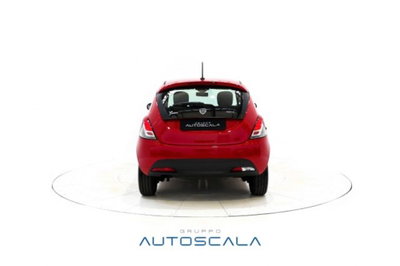 Lancia Ypsilon 1.0 FireFly 5 porte S&S Hybrid Silver Plus (17)