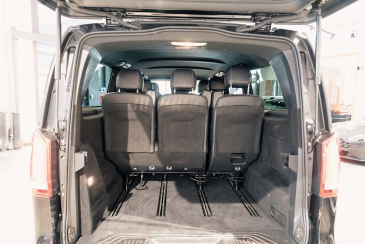 Mercedes-Benz Classe V Extralong 300 d Avantgarde auto (14)