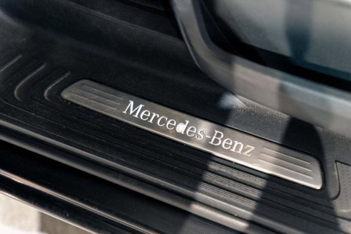 Mercedes-Benz Classe V Extralong 300 d Avantgarde auto (18)