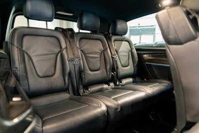 Mercedes-Benz Classe V Extralong 300 d Avantgarde auto (8)