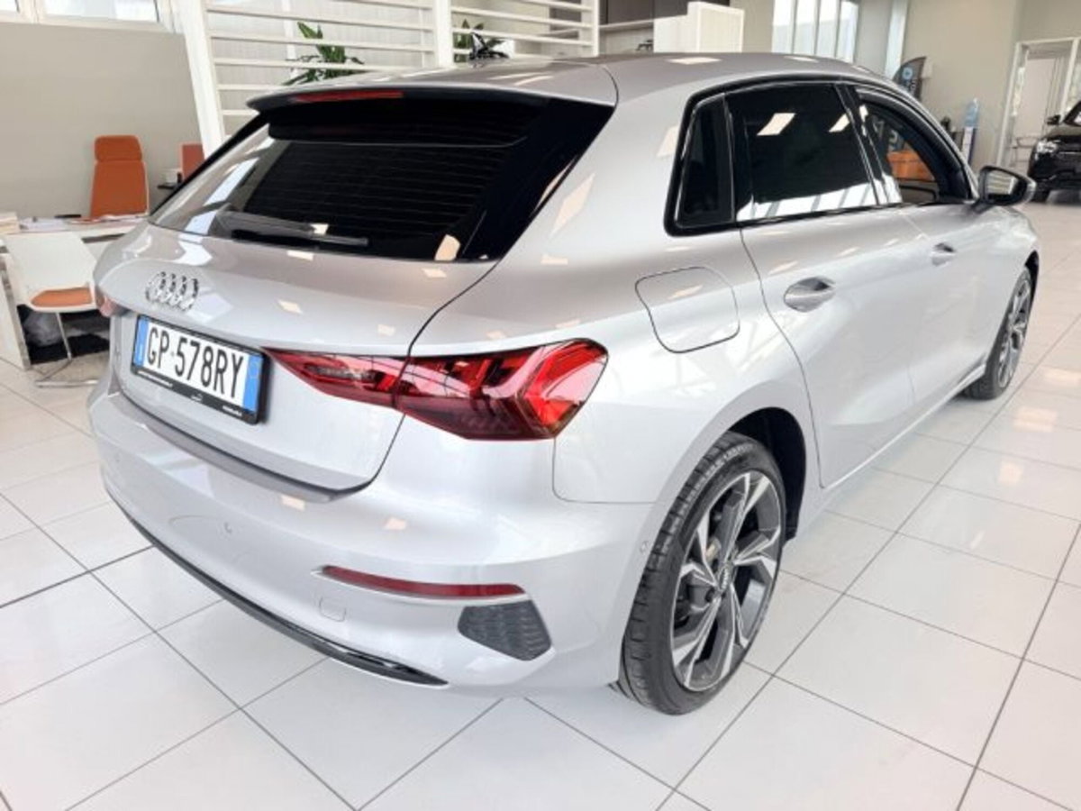 Audi A3 Sportback 35 TDI S tronic Business Advanced (4)