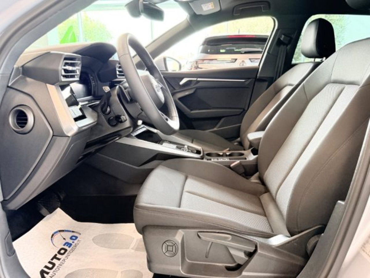 Audi A3 Sportback 35 TDI S tronic Business Advanced (8)