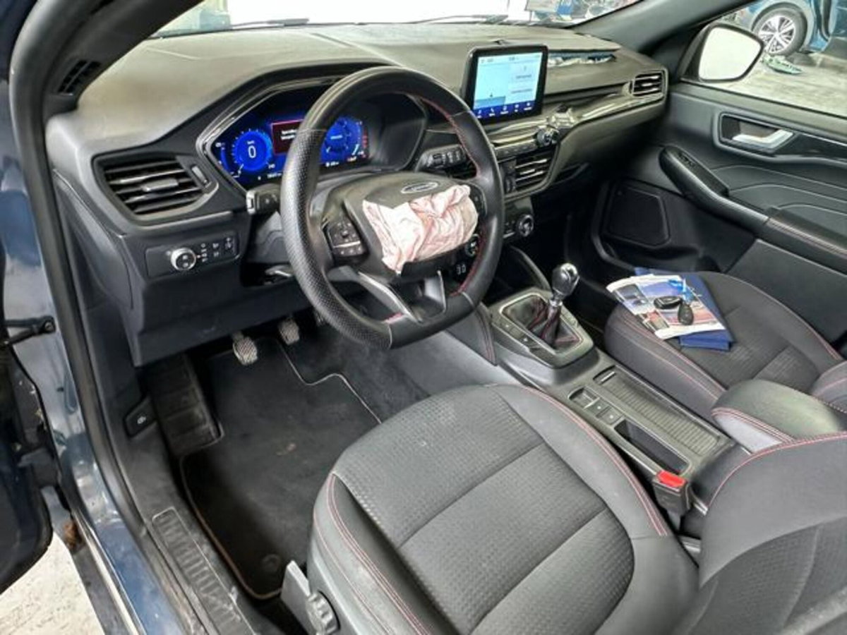 Ford Kuga 1.5 EcoBlue 120 CV 2WD ST-Line (13)