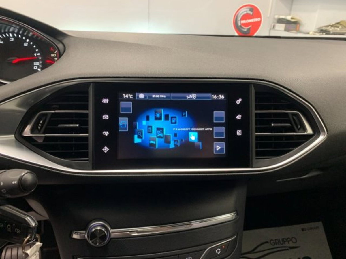 Peugeot 308 BlueHDi 120 S&S EAT6 Business (15)