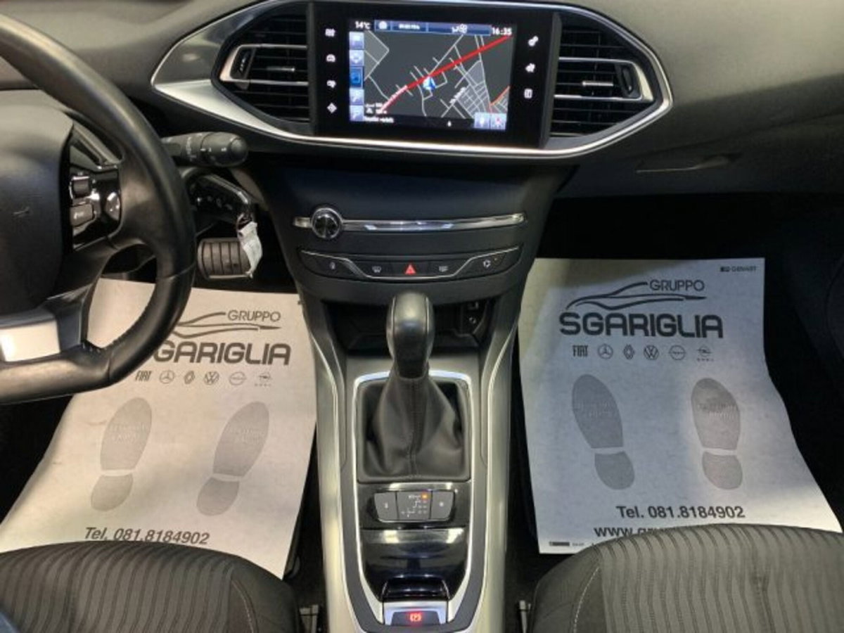 Peugeot 308 BlueHDi 120 S&S EAT6 Business (9)