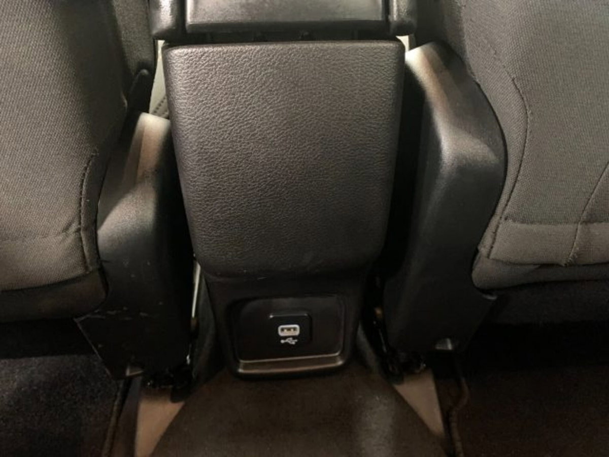 Jeep Compass 1.6 Multijet II 2WD Limited (17)