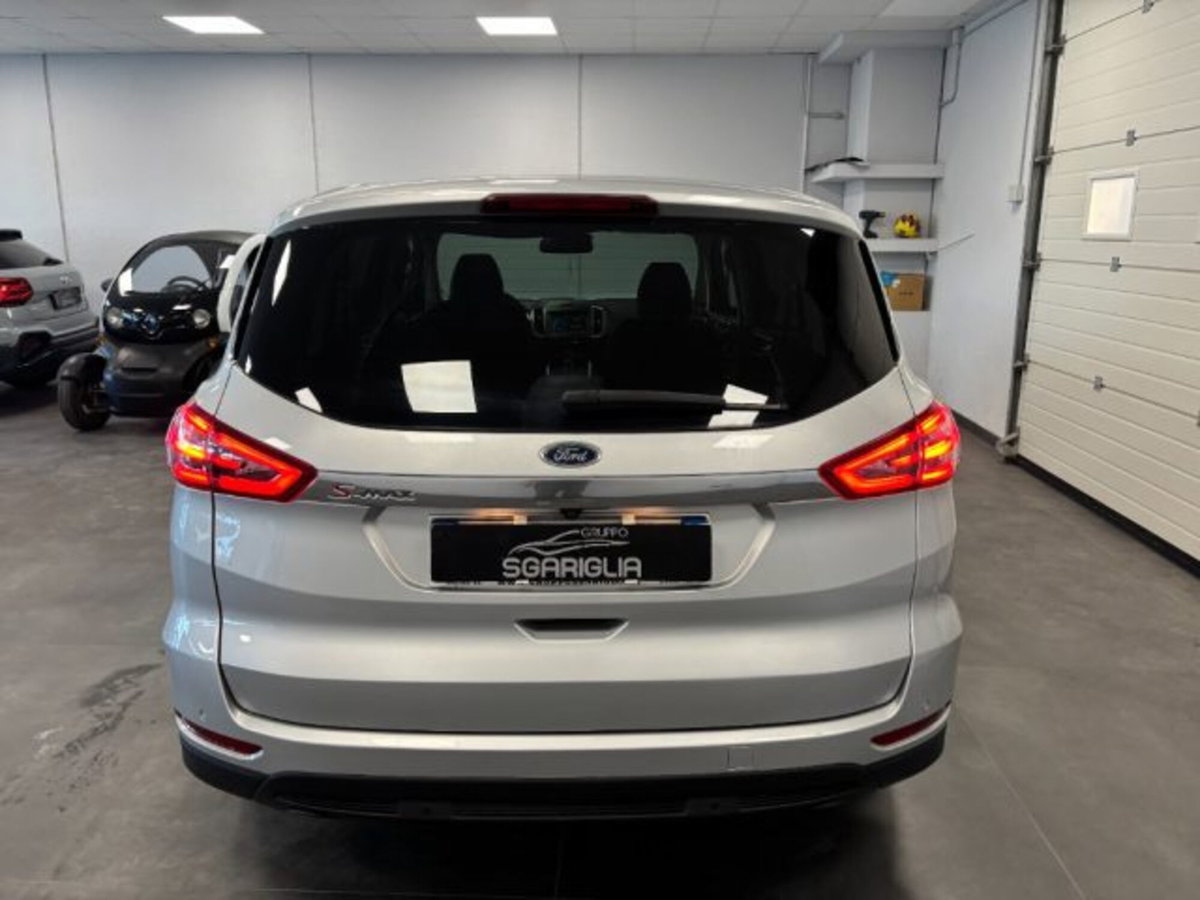 Ford S-Max 2.0 TDCi 150CV Start&Stop Powershift 7 posti Vignale (5)