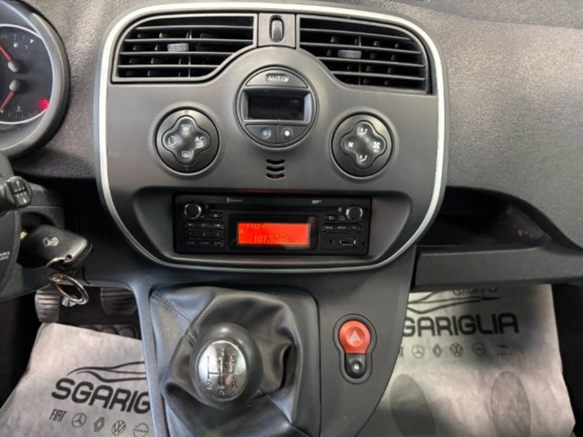 Renault Kangoo 1.5 dCi 90CV 5 porte Live (16)
