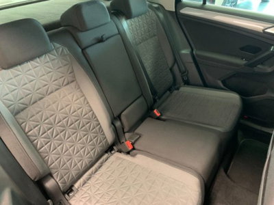Volkswagen Tiguan 2.0 tdi Elegance 150cv dsg (12)
