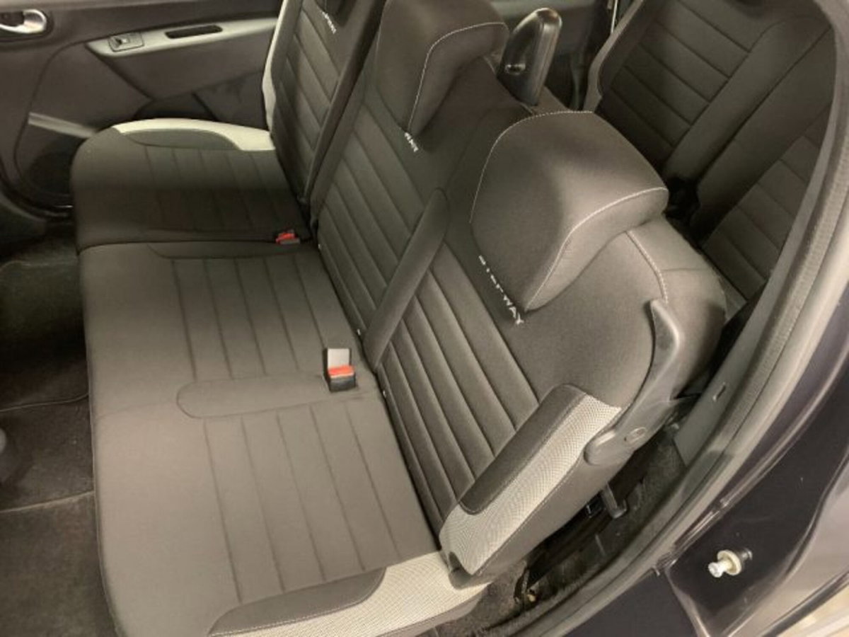 Dacia Lodgy Stepway SL DaciaPlus 1.5 Blue dCi 8V 115CV 7 posti (19)