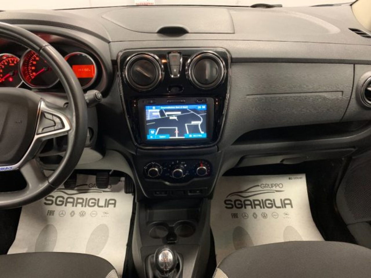 Dacia Lodgy Stepway SL DaciaPlus 1.5 Blue dCi 8V 115CV 7 posti (8)