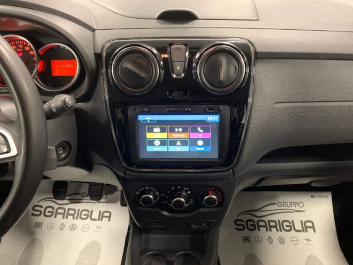 Dacia Lodgy Stepway SL DaciaPlus 1.5 Blue dCi 8V 115CV 7 posti (9)