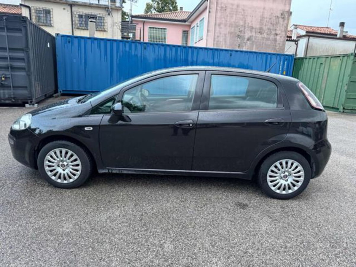 Fiat Punto Evo 1.3 Mjt 75 CV 5 porte Dynamic (16)