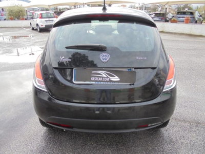 Lancia Ypsilon 1.0 FireFly 5 porte S&S Hybrid Silver Plus (12)