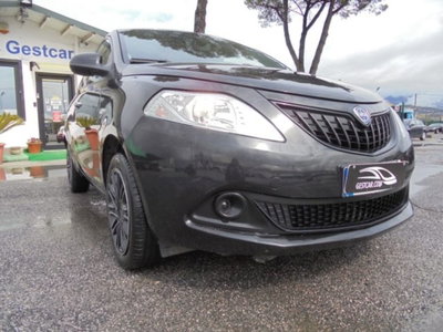 Lancia Ypsilon 1.0 FireFly 5 porte S&S Hybrid Silver Plus (17)