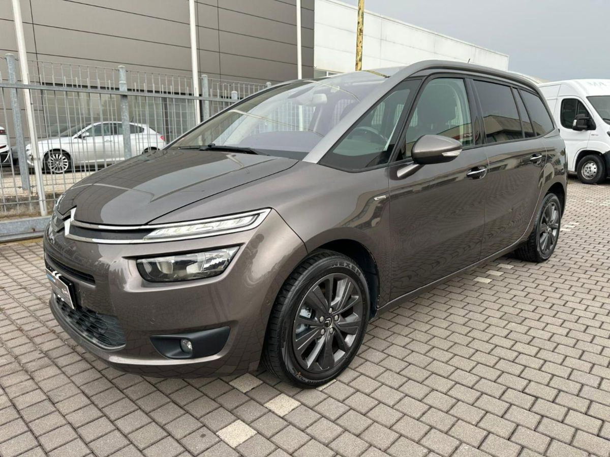 Citroen C4 1.6 e-HDi 115 Exclusive (4)