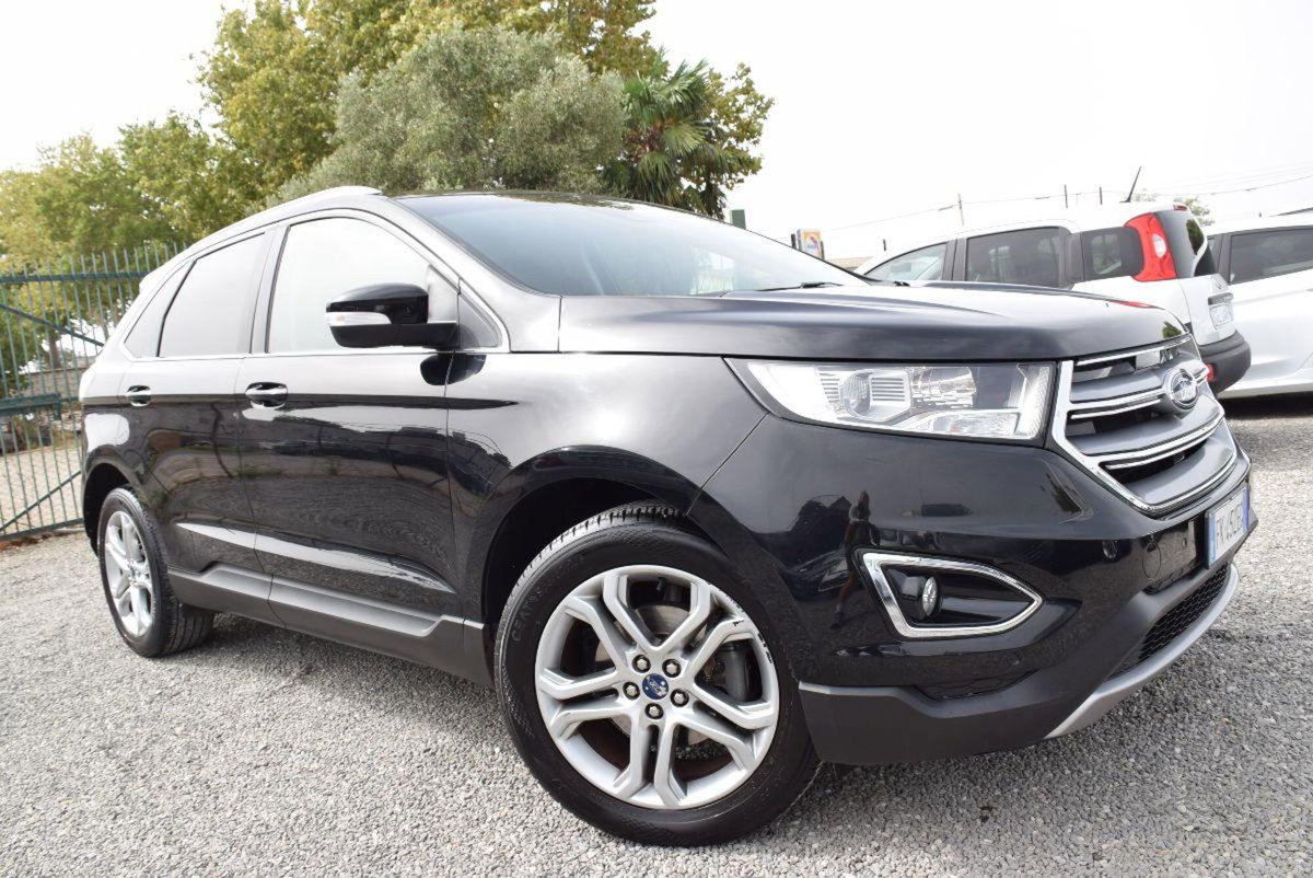 Ford Edge 2.0 TDCI 180 CV AWD Start&Stop Titanium (12)