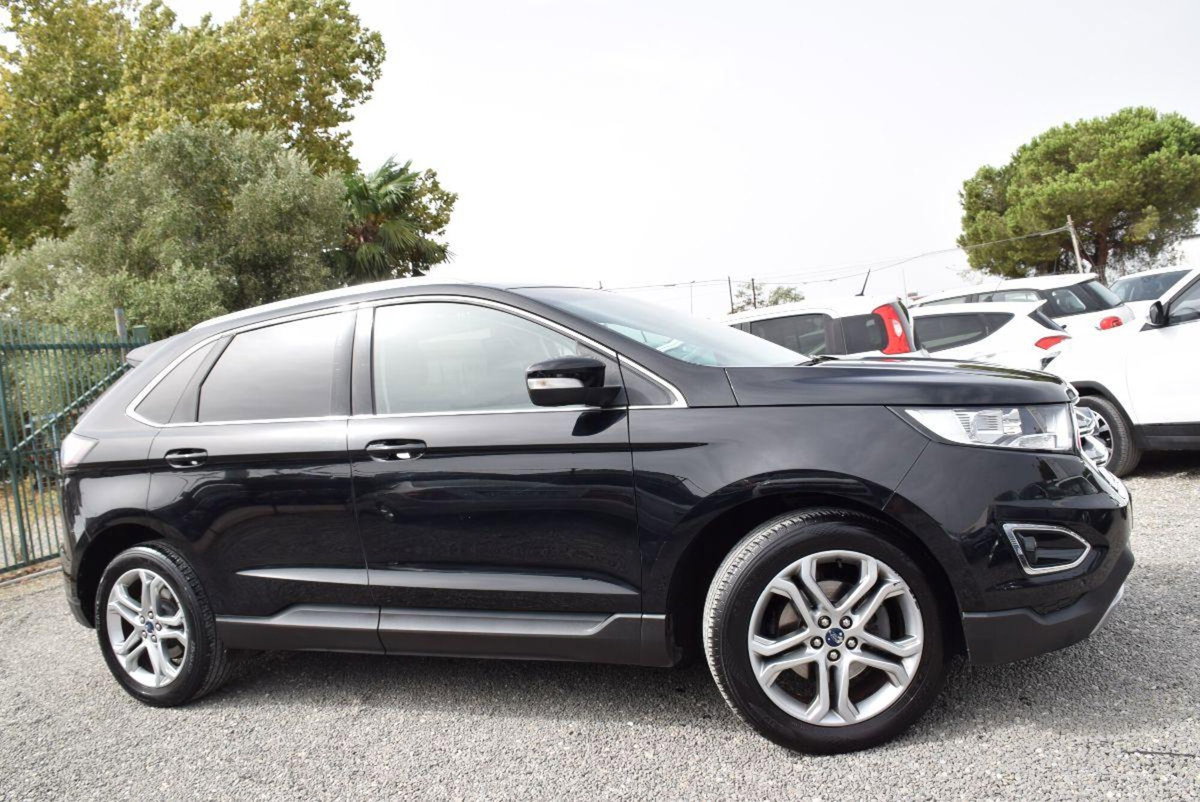 Ford Edge 2.0 TDCI 180 CV AWD Start&Stop Titanium (13)