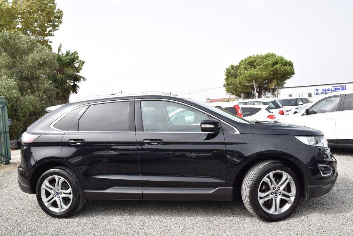 Ford Edge 2.0 TDCI 180 CV AWD Start&Stop Titanium (15)