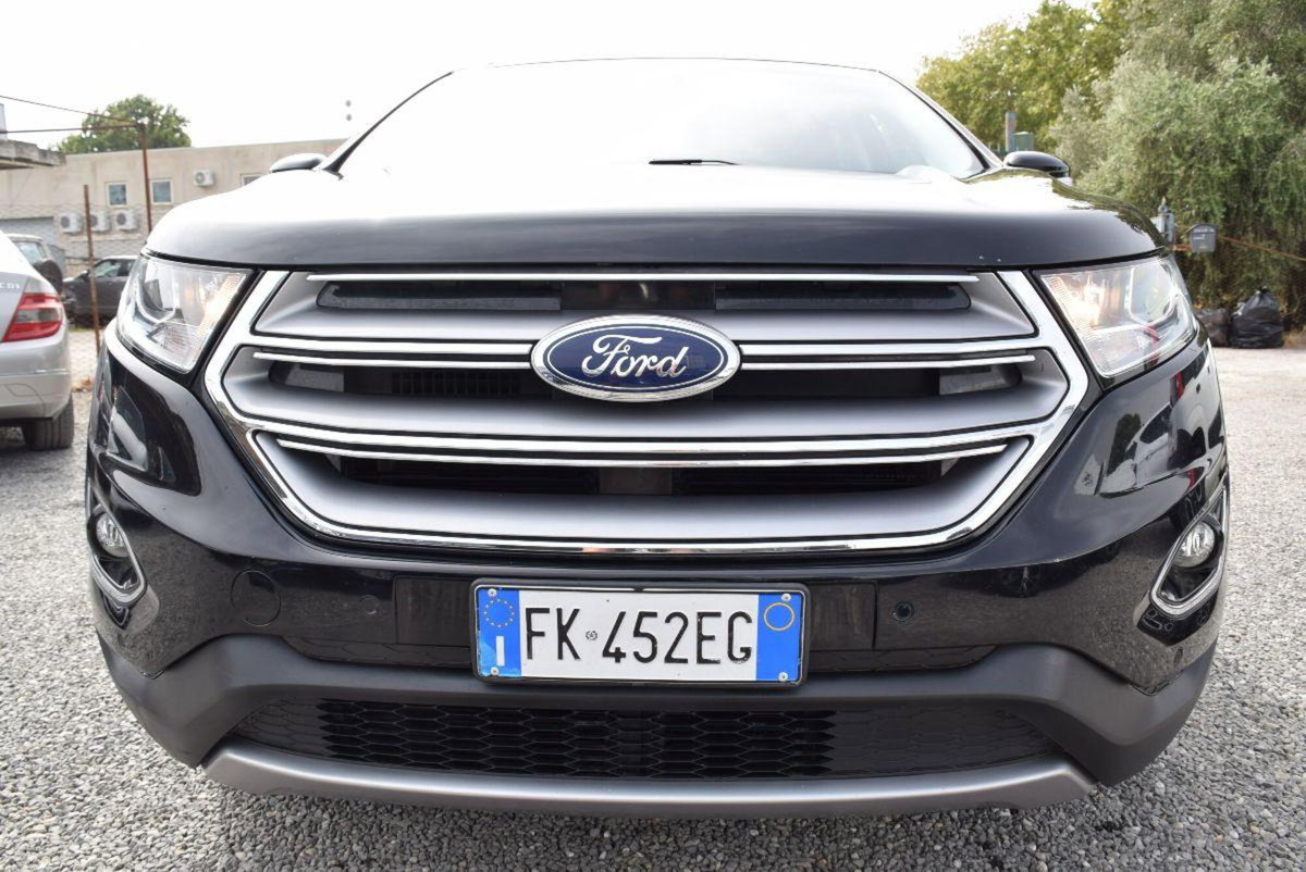 Ford Edge 2.0 TDCI 180 CV AWD Start&Stop Titanium (18)
