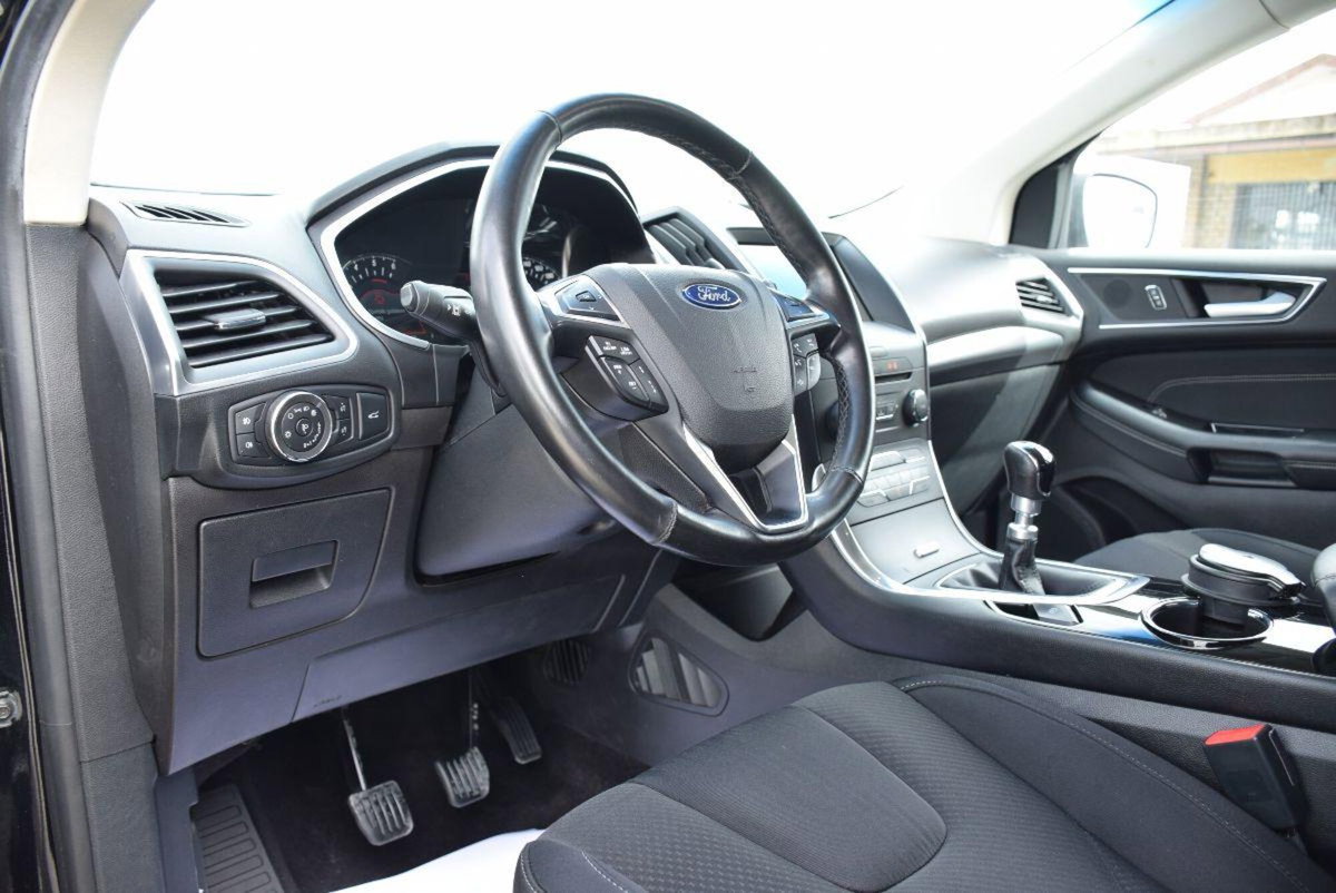 Ford Edge 2.0 TDCI 180 CV AWD Start&Stop Titanium (5)