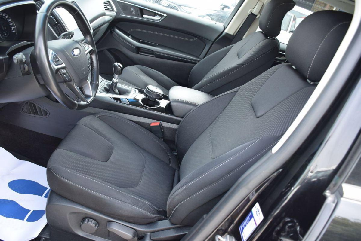 Ford Edge 2.0 TDCI 180 CV AWD Start&Stop Titanium (6)
