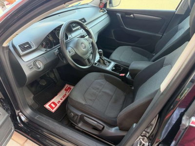 Volkswagen Passat 1.6 TDI Comfortline BlueM. Tech. (2)