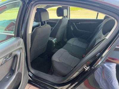 Volkswagen Passat 1.6 TDI Comfortline BlueM. Tech. (4)